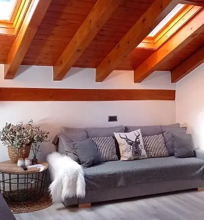 Lo Attic De Sort * Sort